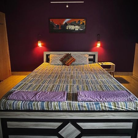 Three Little Birds Homestay Guwahati Dış mekan fotoğraf