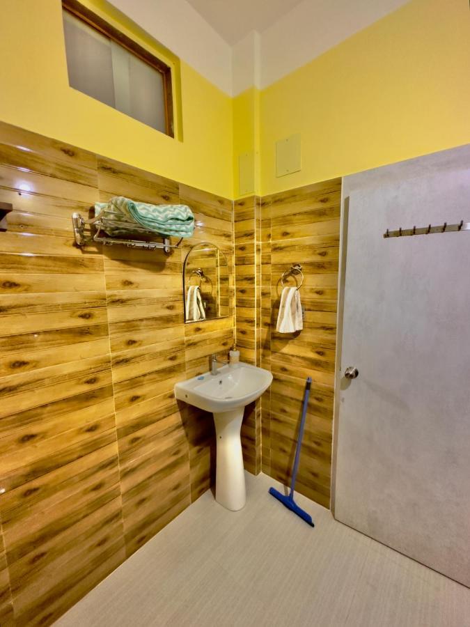 Three Little Birds Homestay Guwahati Dış mekan fotoğraf