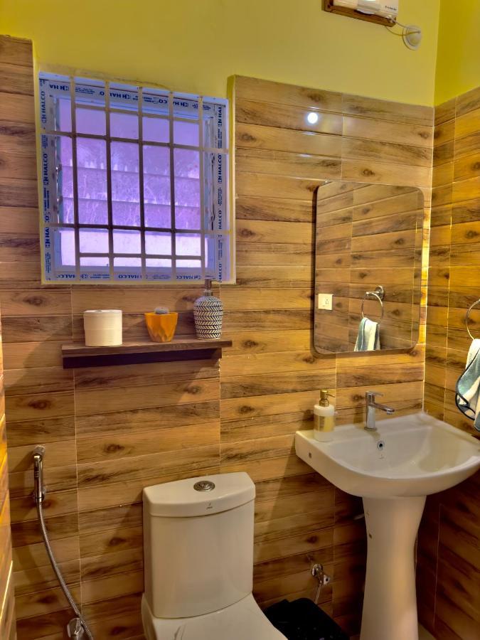 Three Little Birds Homestay Guwahati Dış mekan fotoğraf