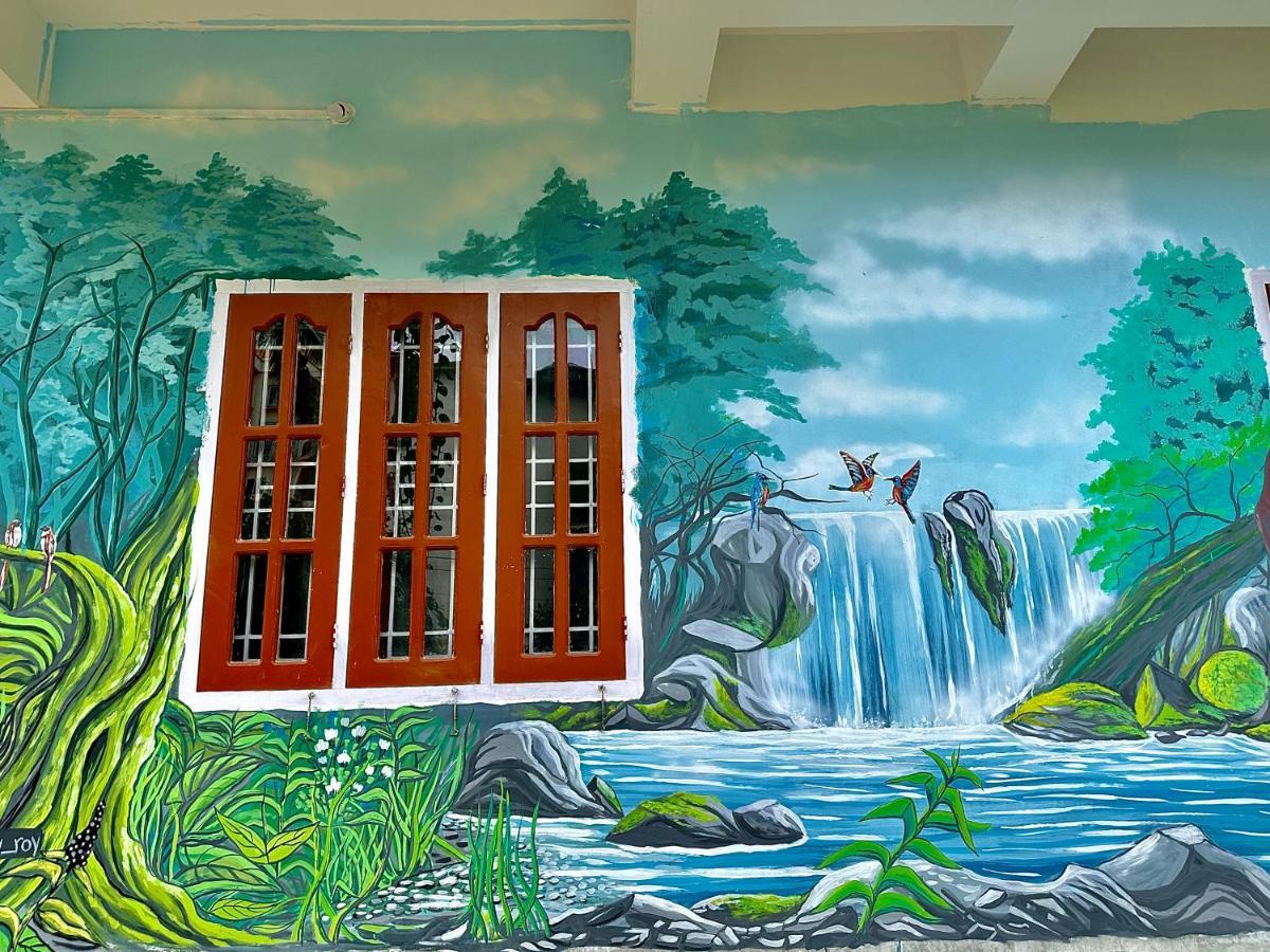 Three Little Birds Homestay Guwahati Dış mekan fotoğraf