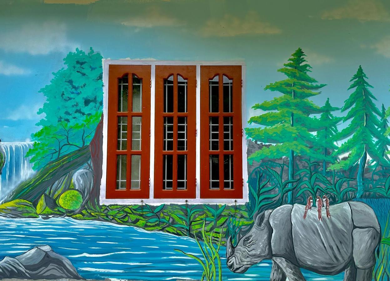 Three Little Birds Homestay Guwahati Dış mekan fotoğraf