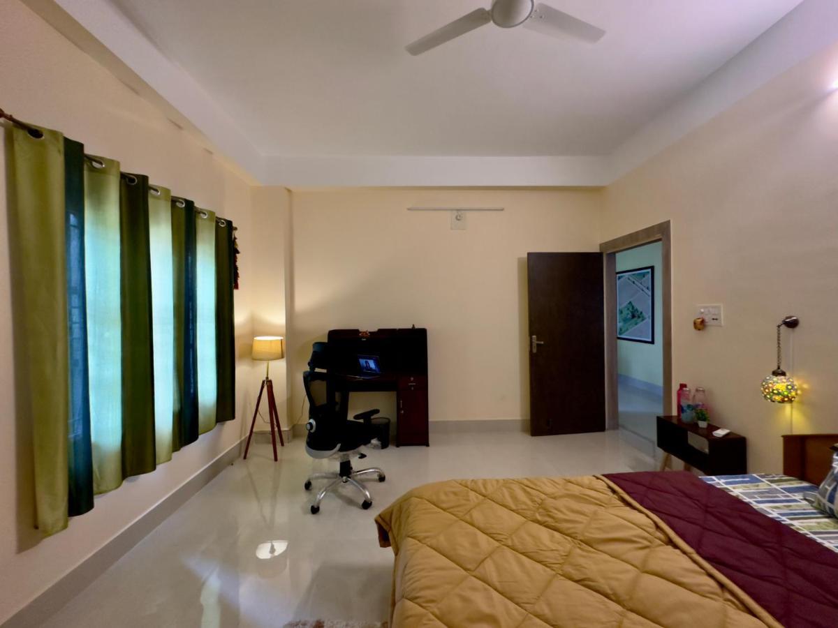 Three Little Birds Homestay Guwahati Dış mekan fotoğraf