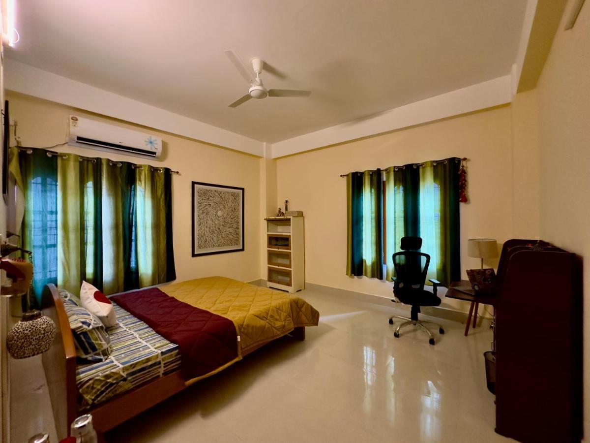 Three Little Birds Homestay Guwahati Dış mekan fotoğraf