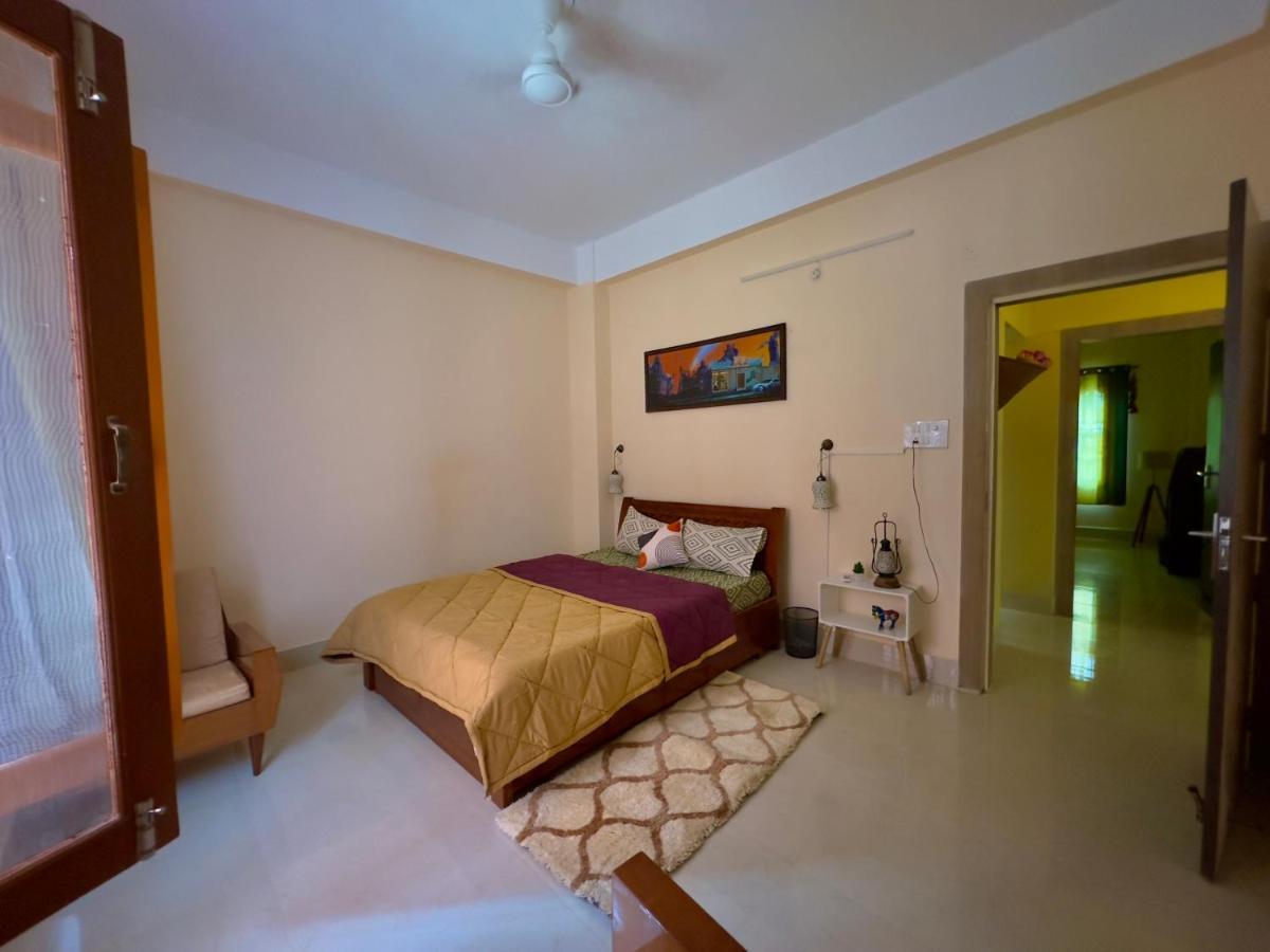 Three Little Birds Homestay Guwahati Dış mekan fotoğraf
