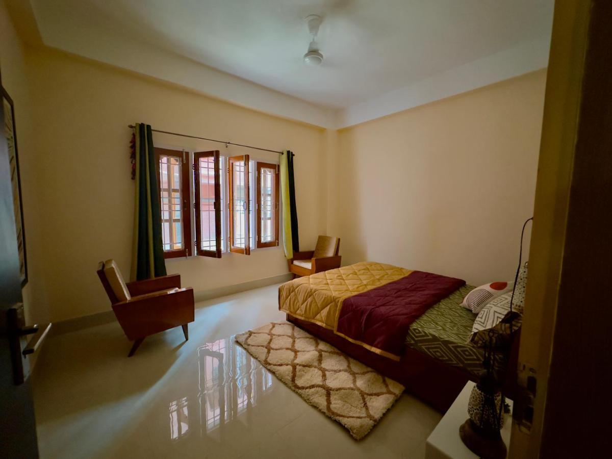 Three Little Birds Homestay Guwahati Dış mekan fotoğraf